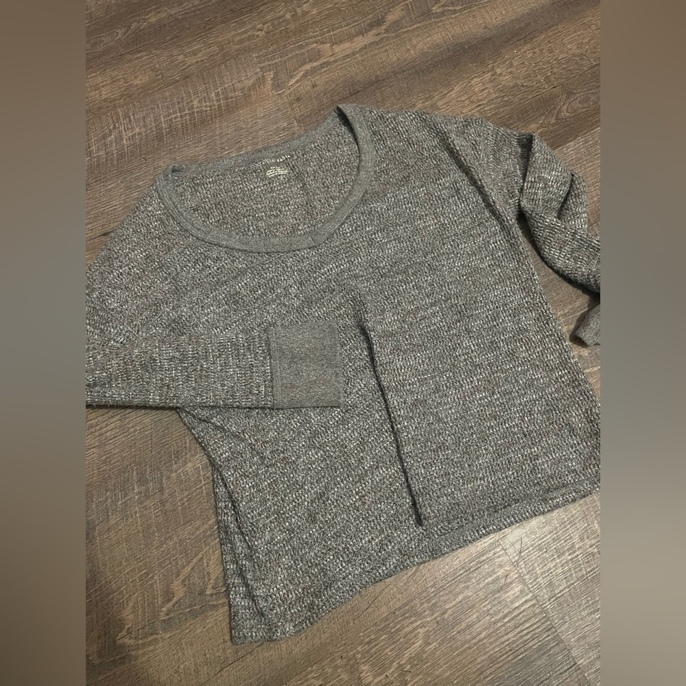 American Eagle shirt